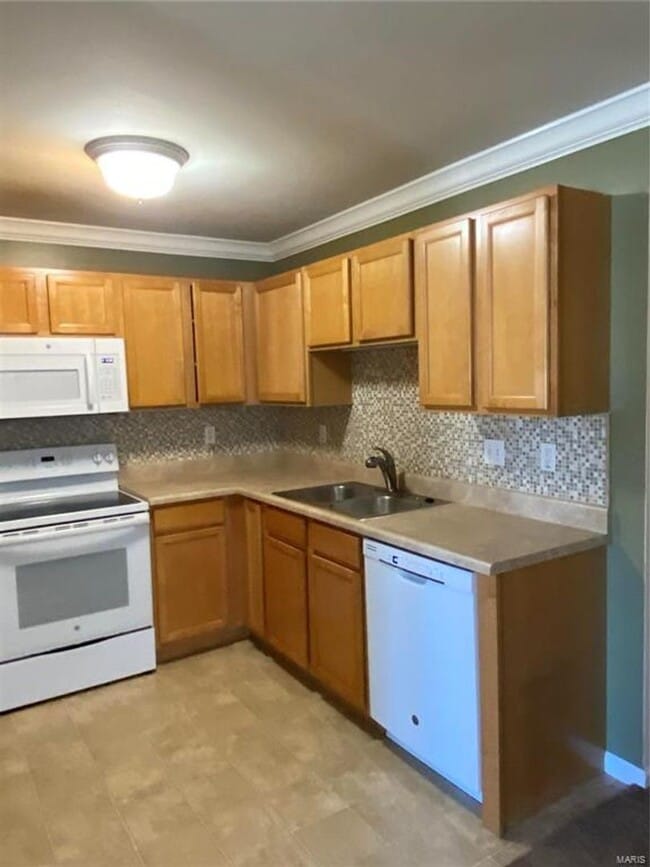 Building Photo - 3111 Capri Way