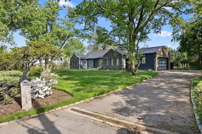 Primary Photo - 50 Sheldrake Rd