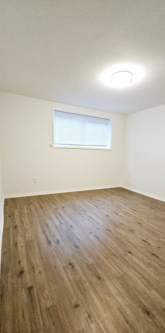 Building Photo - Beautiful 5- bedroom home near TCC APPLICATION PENDING