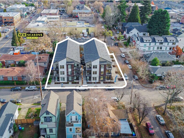 Building Photo - 1111 SE Tenino St