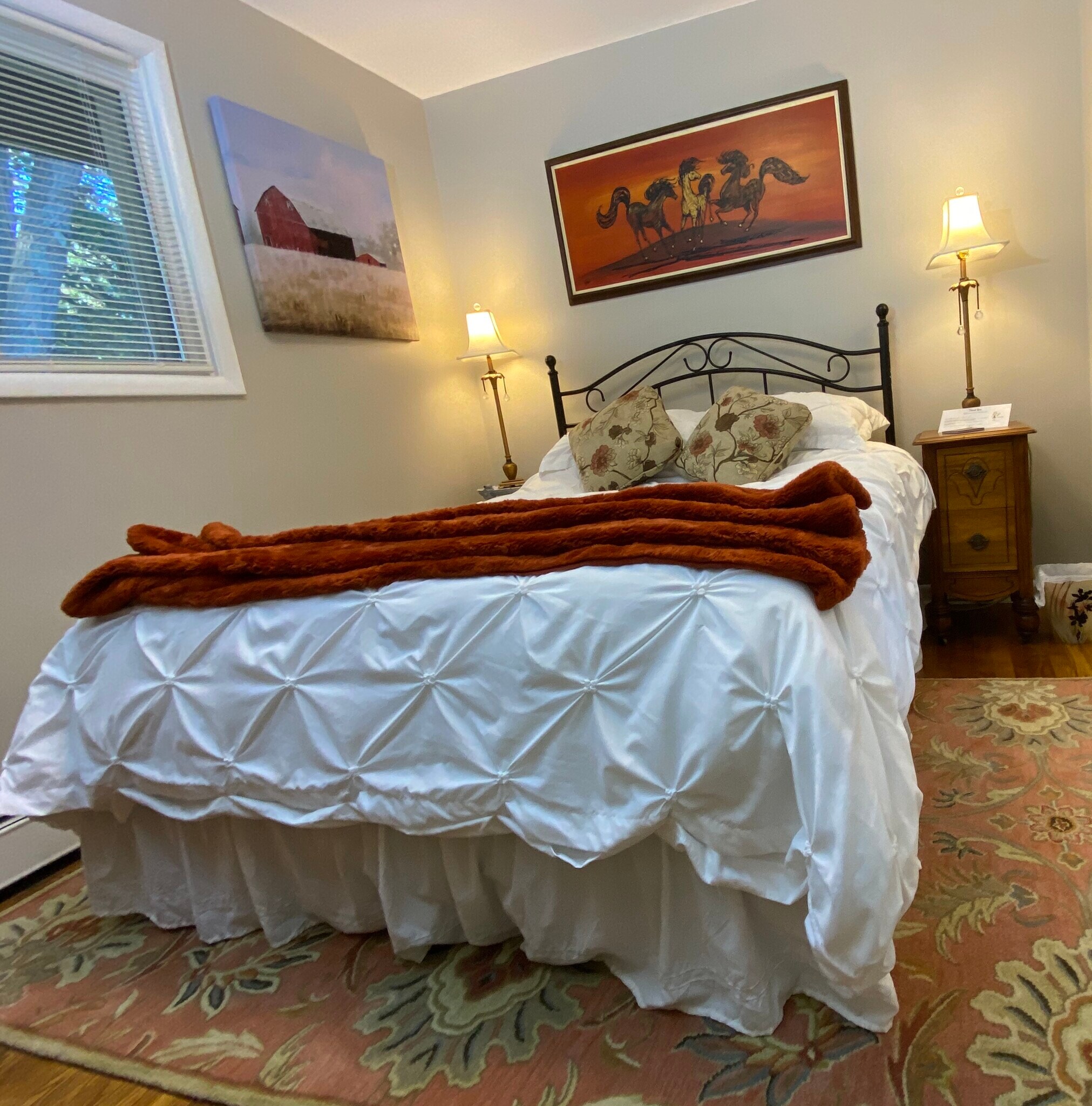 Large Bedroom fits a Queen - 75571 Van Dyke Rd