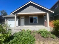 Building Photo - 3 Bed, 2.5 Bath with Garage and Fully Fenced Back Yard