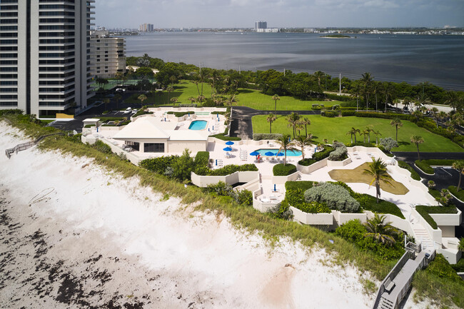 Building Photo - 5550 N Ocean Dr