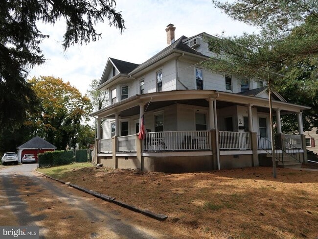 Building Photo - 110 University Blvd