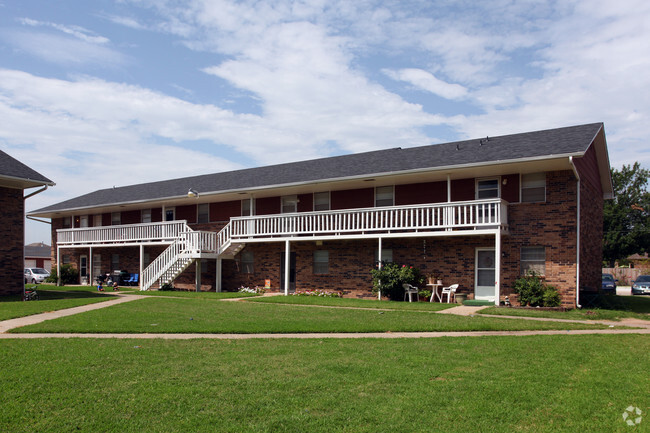 Building Photo - Spring Creek Apartments