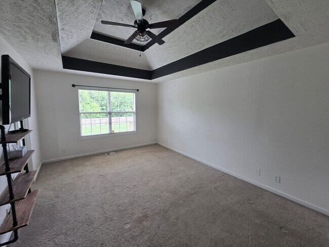 Building Photo - 1377 Mutual Dr
