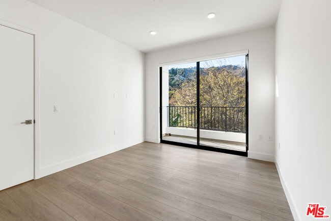 Building Photo - 3651 Regal Pl