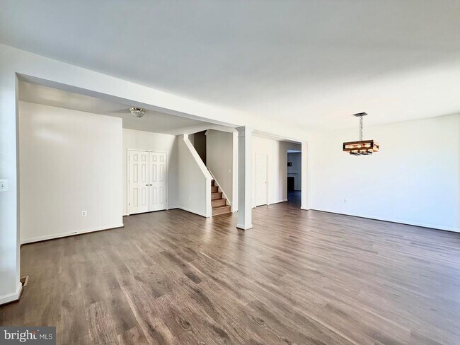 Building Photo - 1305 Idlewild Blvd