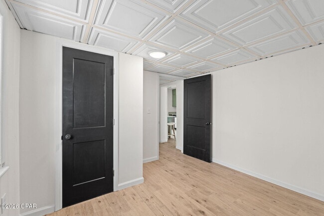 Building Photo - 708 Cactus Ave