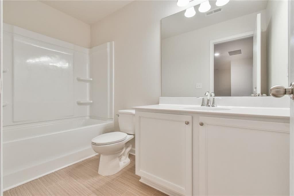 Building Photo - 4541 Bishops Ln