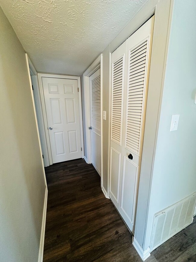 Building Photo - 4216 Billtown Rd