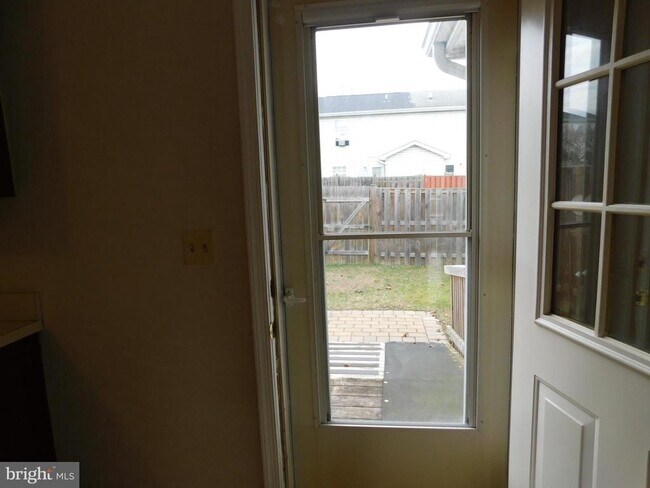 Building Photo - 248 Waterford Ln