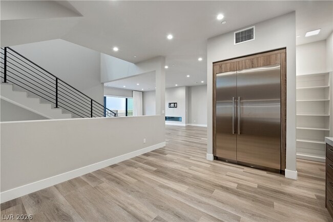 Building Photo - 446 Tranquil Peak Ct