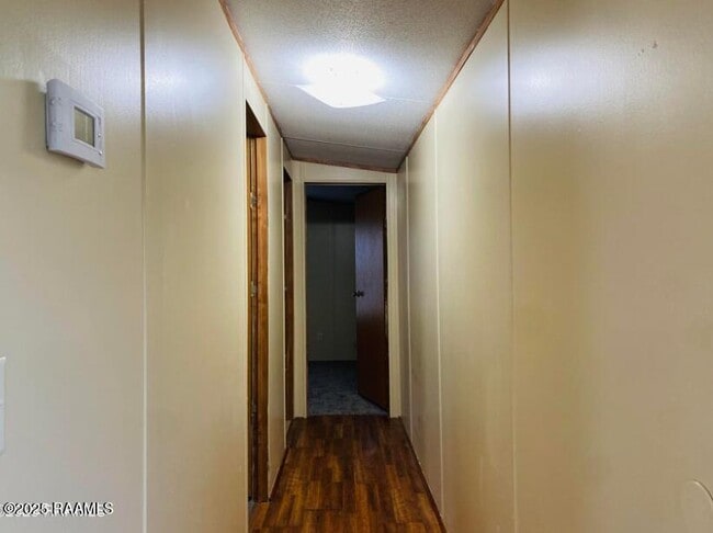 Building Photo - 1299 Sawmill Hwy