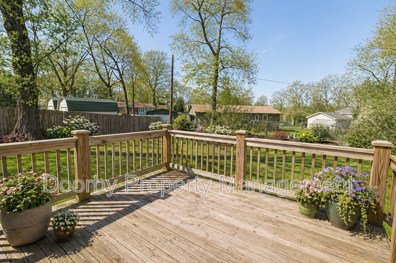 Building Photo - 2983 E Freedom Cir