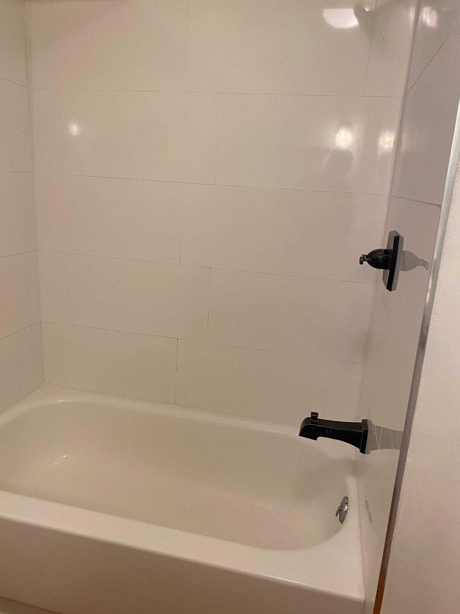 23. Unit 3 Bathroom - 1004 S. 11th Street