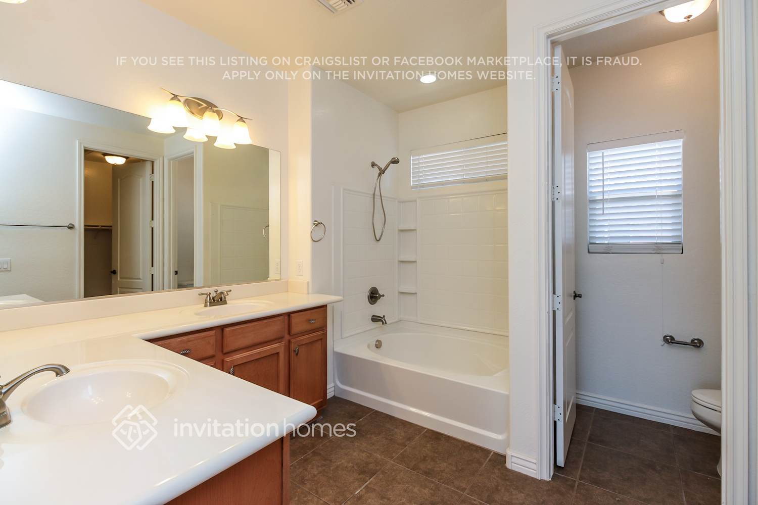 Building Photo - 229 S Trenton