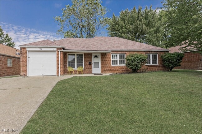 Building Photo - 754 Hemlock Dr