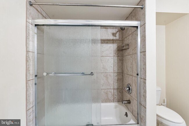 Building Photo - 119 Acadia Ct