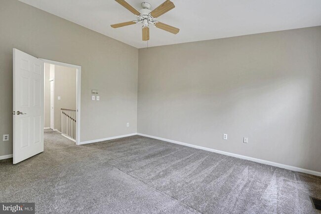 Building Photo - 44030 Gala Cir