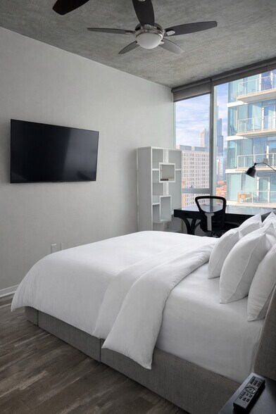 Building Photo - 1345 S Wabash Ave