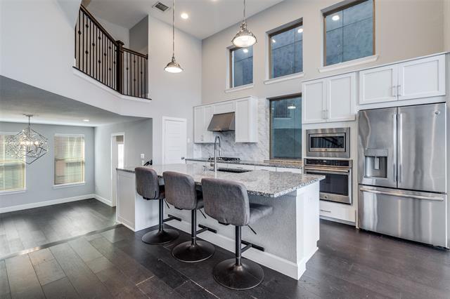 Building Photo - 1348 Arch Pl