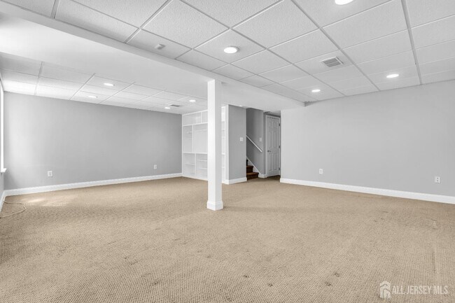 Building Photo - 264 Marcia Way