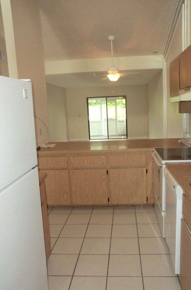 Building Photo - 6980 Woodscape Cir