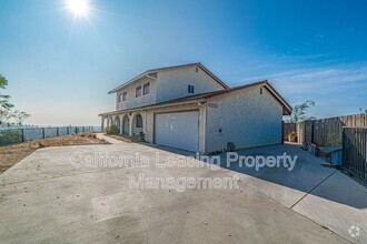 Building Photo - 8553 Outland View Dr