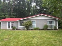 Building Photo - 584 Cedardale Dr