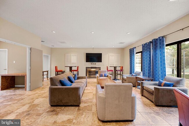 Building Photo - 2100 Langston Blvd.