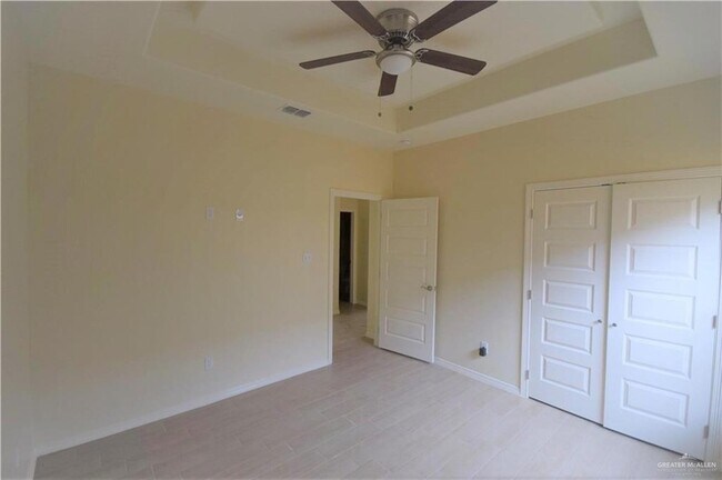 Building Photo - 1215 Upas Dr