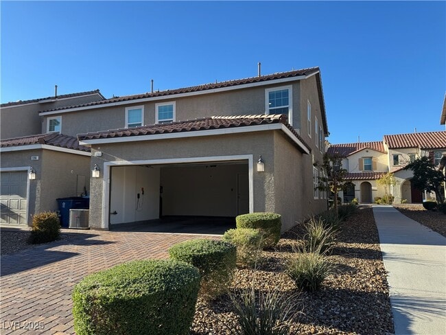 Building Photo - 3204 Brynley Ave