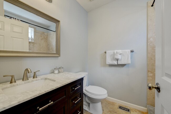 Building Photo - One of a Kind! Santa Rosa Beach Main home ...