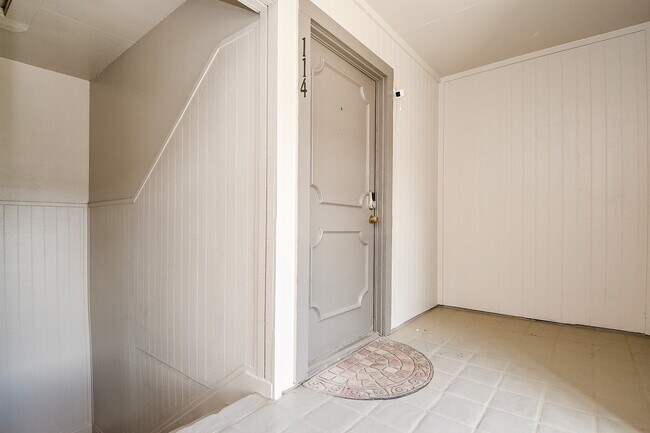 Building Photo - 12633 Memorial Dr