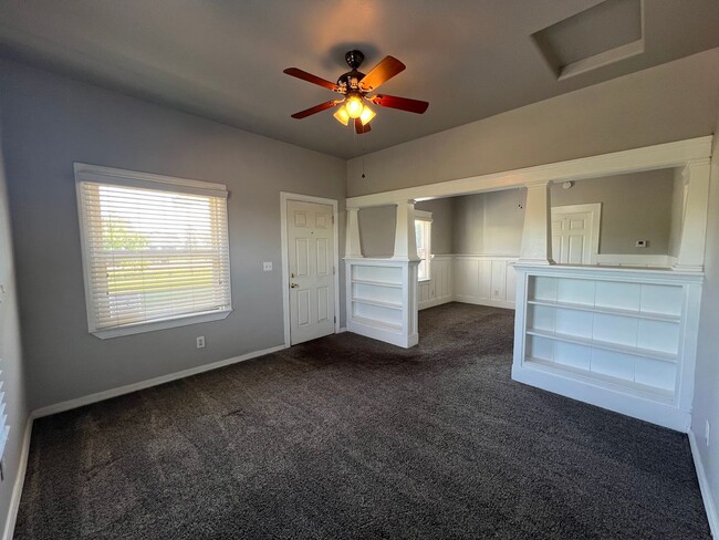 Building Photo - Adorable Country Home For Rent