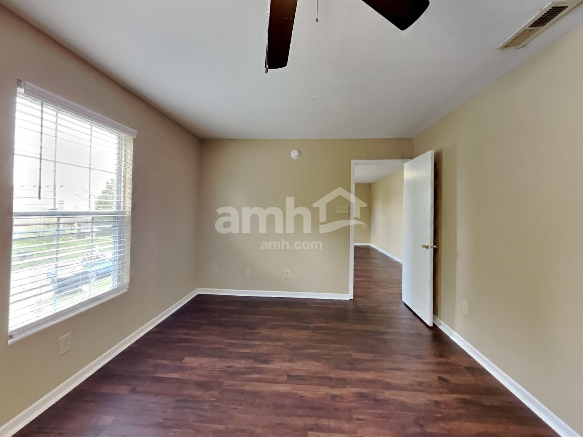 Building Photo - 2361 Blackthorn Dr