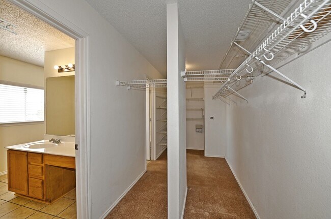 Building Photo - TWO STORY  |  4 BEDROOM  |  2.5 BATH  |  2135ft  |  GREAT SCHOOLS