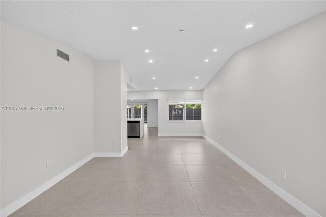 Building Photo - 4530 SW 143rd Pl