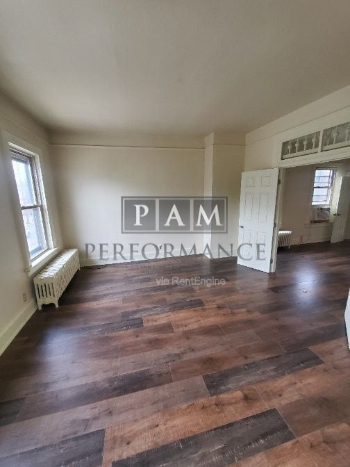 Building Photo - 919 E Brady St