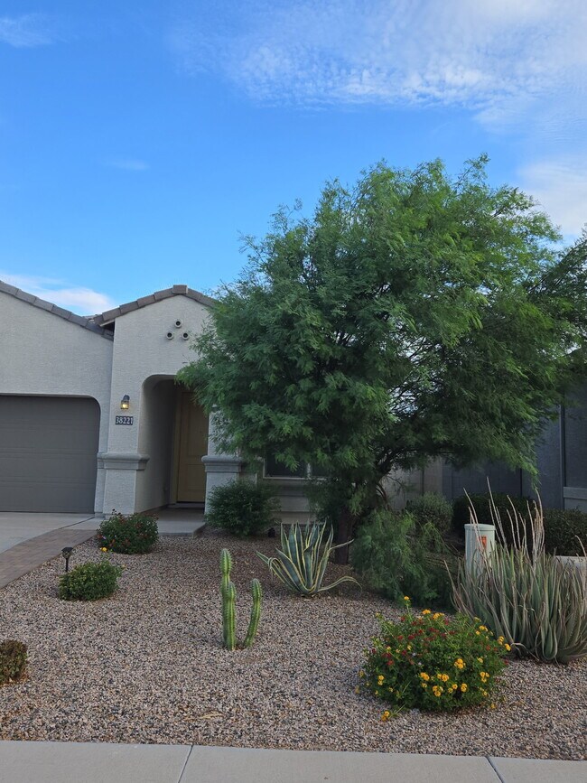 Building Photo - 38221 W San Ildefanso Ave