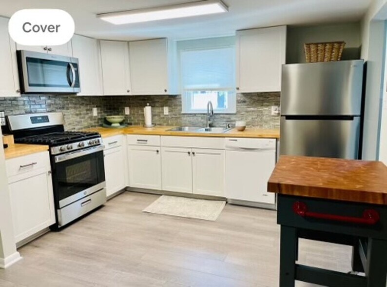 Building Photo - 1016 Ottawa Dr