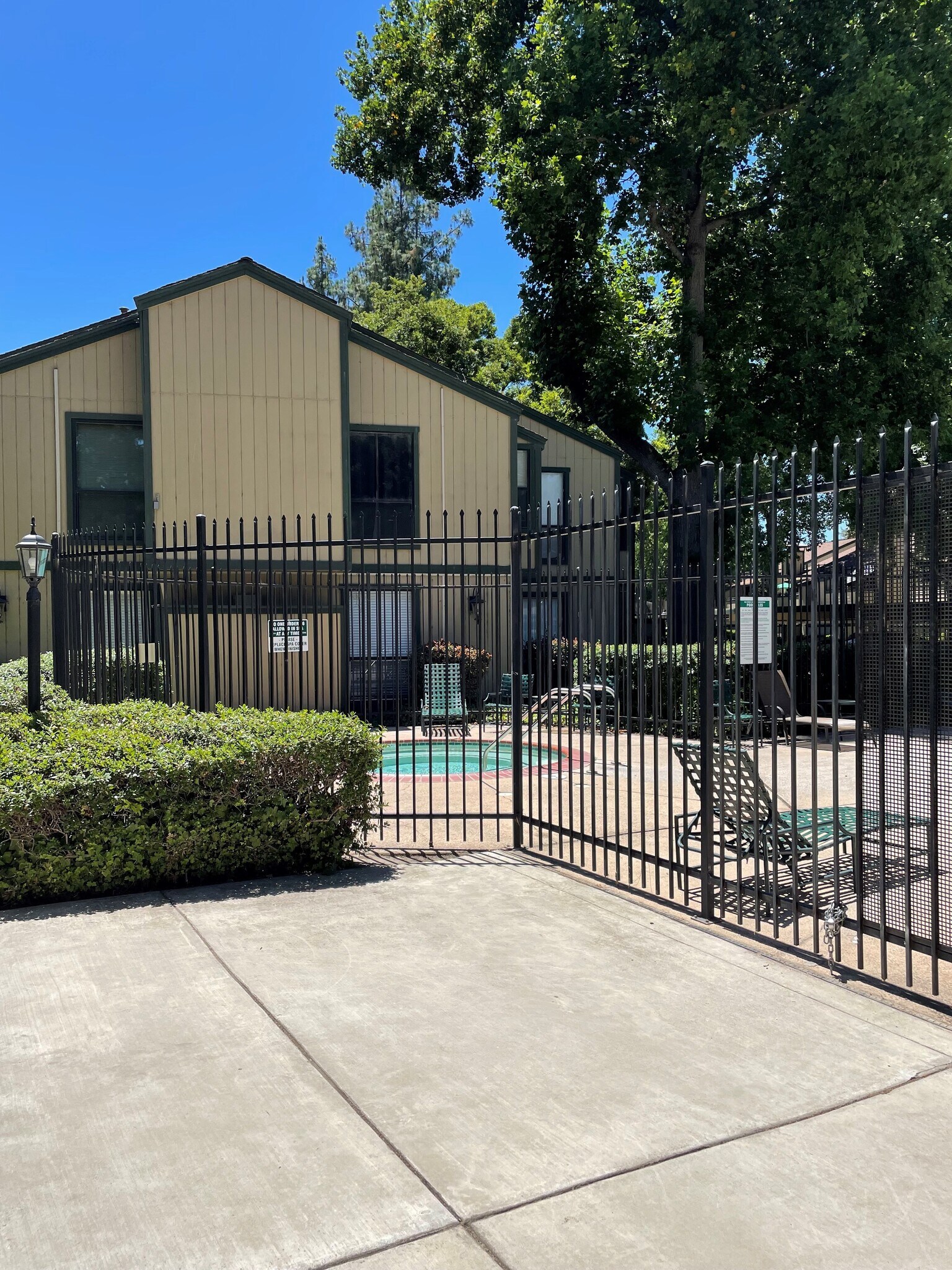 gated pool area and club house - 250 Del Verde Cir