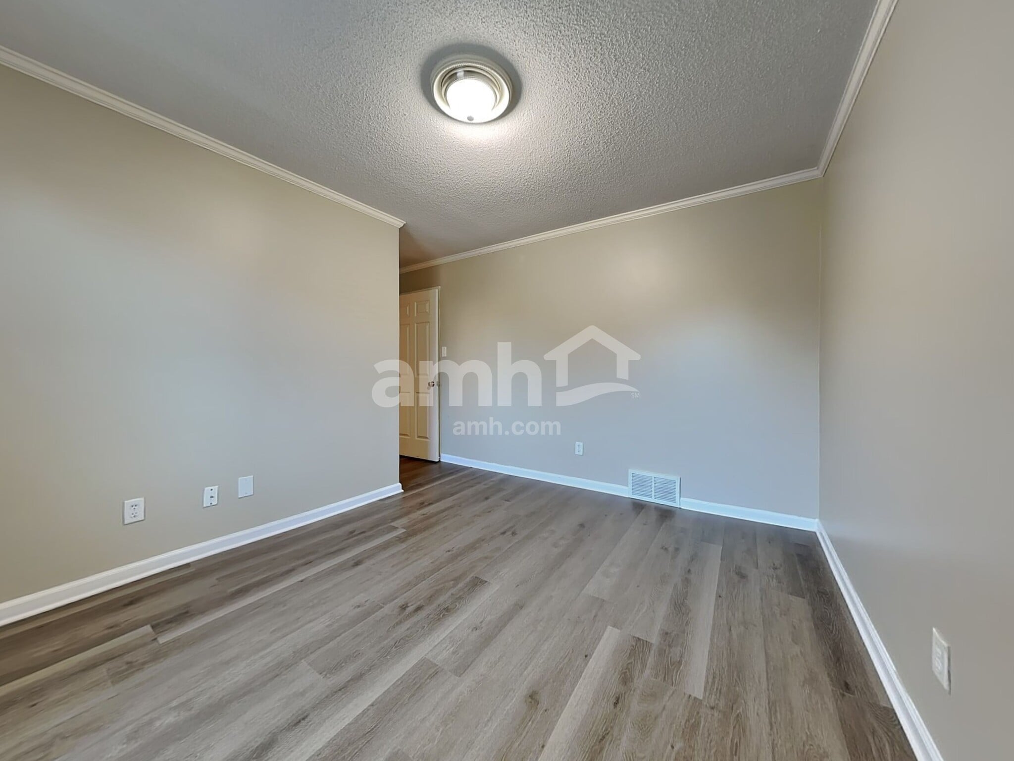 Building Photo - 1449 Albon Dr