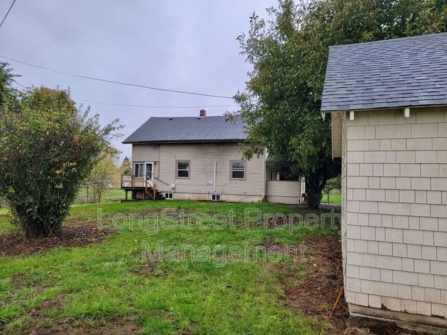 Building Photo - 29626 OR-34