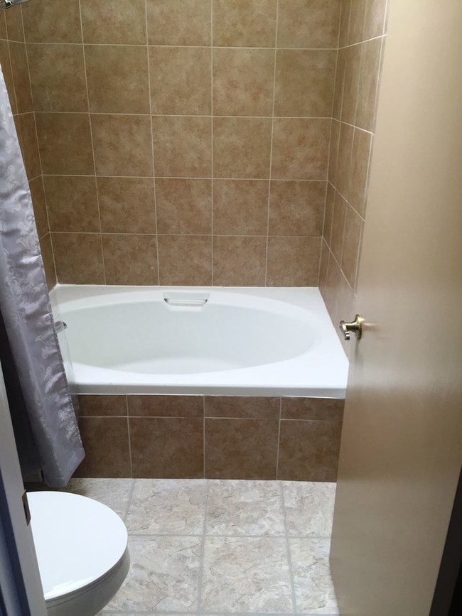 Building Photo - 4 br, 2 bath House - 9310 SW Tonopah st