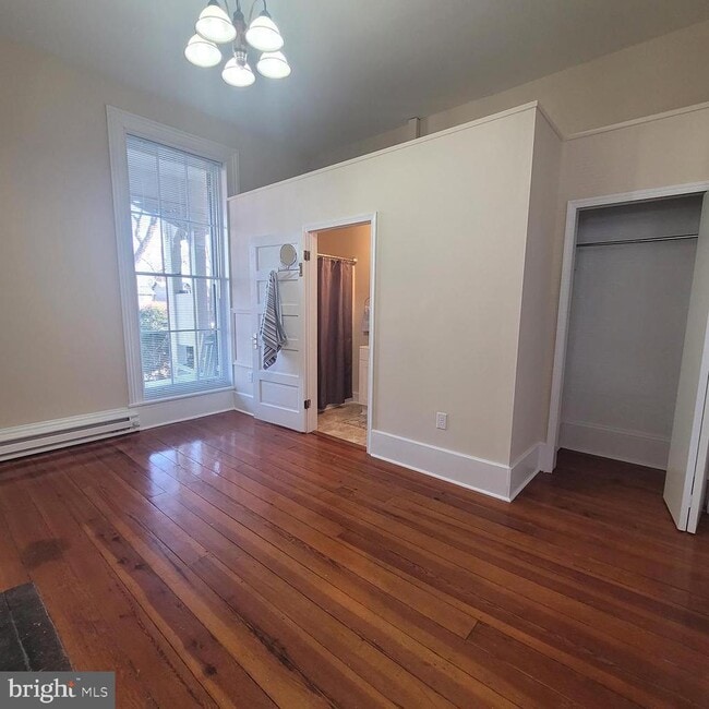 Building Photo - 447 N Loudoun St