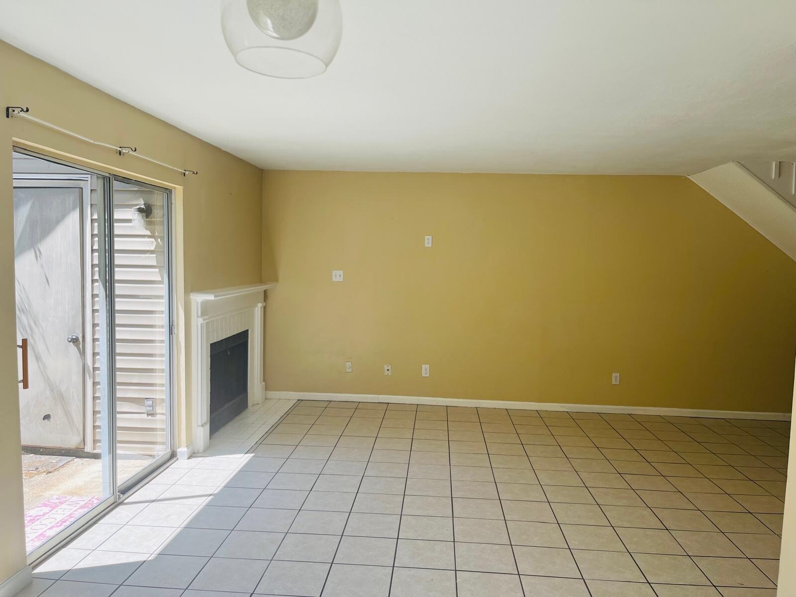 Building Photo - 6701 Dickens Ferry Rd