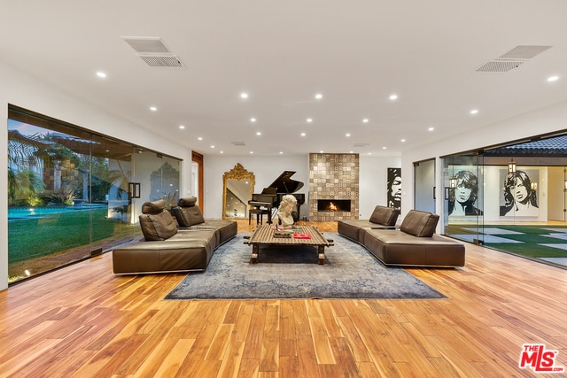 Building Photo - 1240 Loma Vista Dr