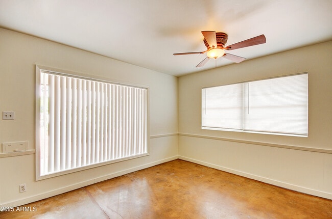 Building Photo - 1301 W Osborn Rd